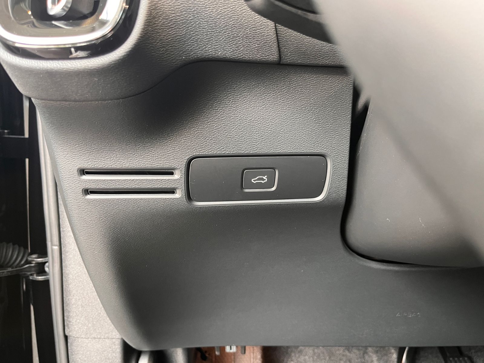 Volvo XC40 Ultra Dark PANO AHK 21" 360° KAM