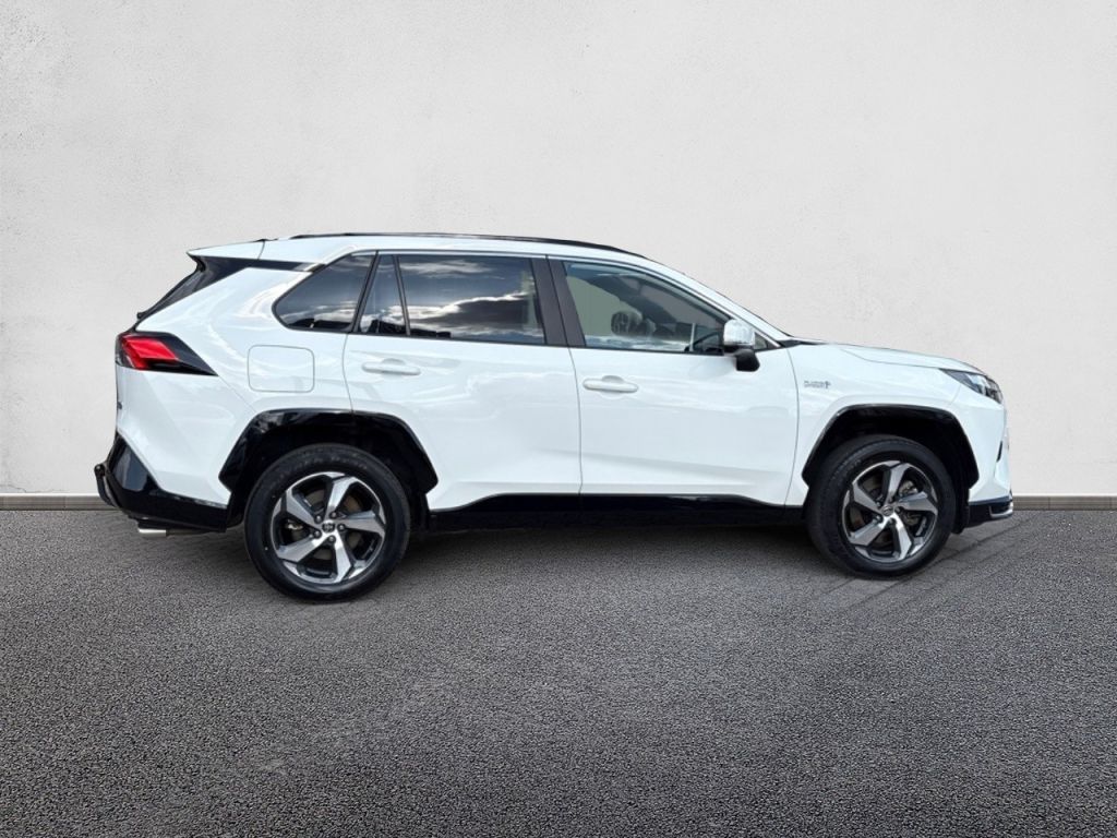 Toyota RAV 4 Plug-in Hybrid Comfort - Samsaru's Car Outlet