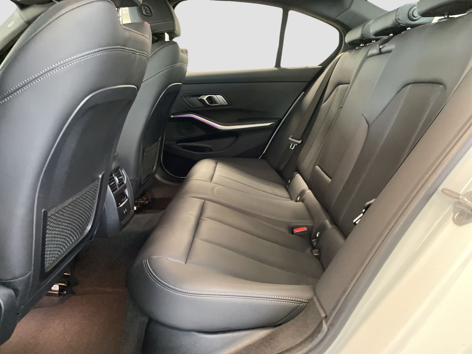 BMW 320e Limousine M Sport - Samsaru's Car Outlet
