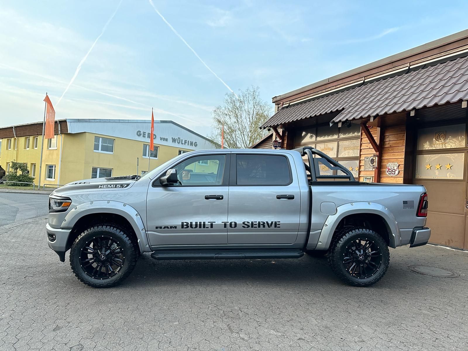 Dodge BUILT TO SERVE*LPG*4X4*OFF-ROAD*BÜGEL*AHK*NAVI*