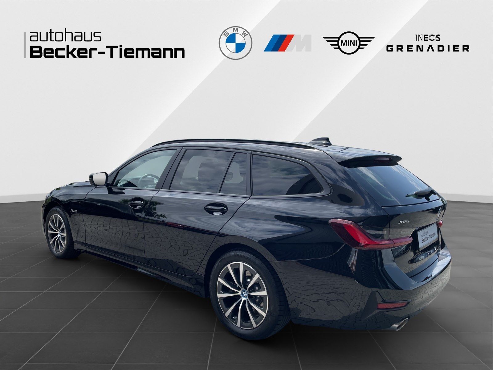 BMW 320e xDrive Touring - Samsaru's Car Outlet