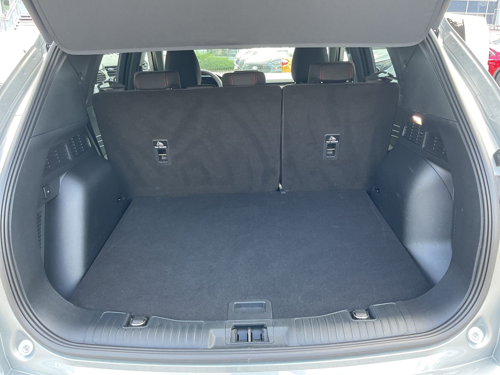 Ford Kuga 2.0 EcoBlue ST-Line - Samsaru's Car Outlet
