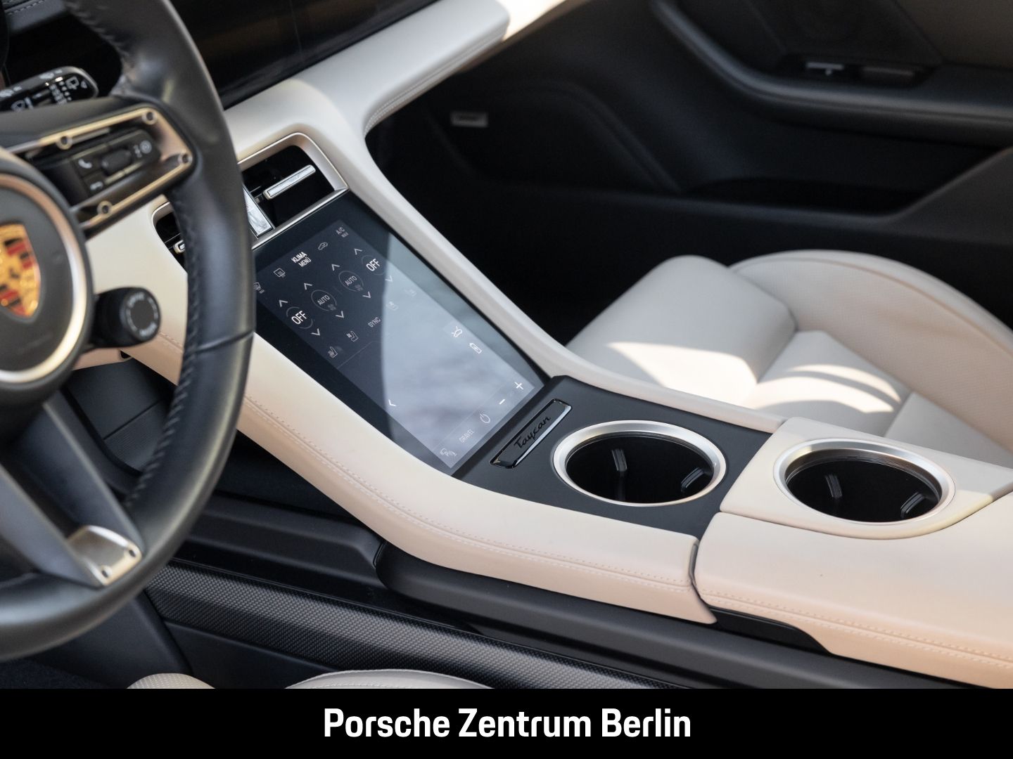 Porsche Taycan Turbo S Cross Turismo BOSE Surround-View