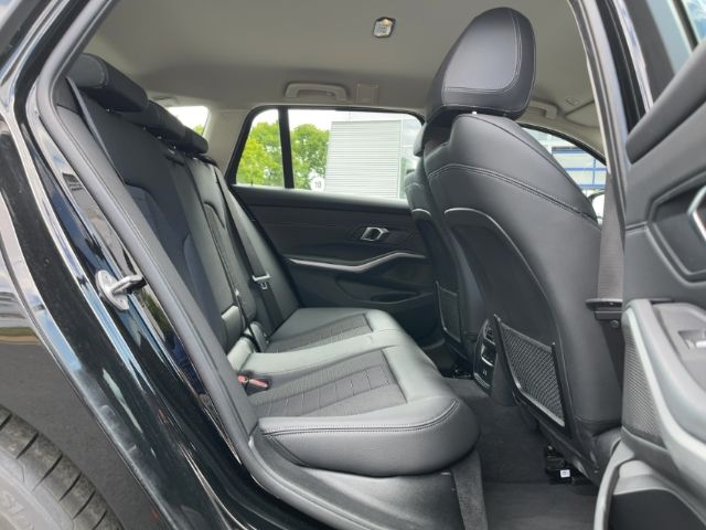 BMW 320 e Touring - Samsaru's Car Outlet