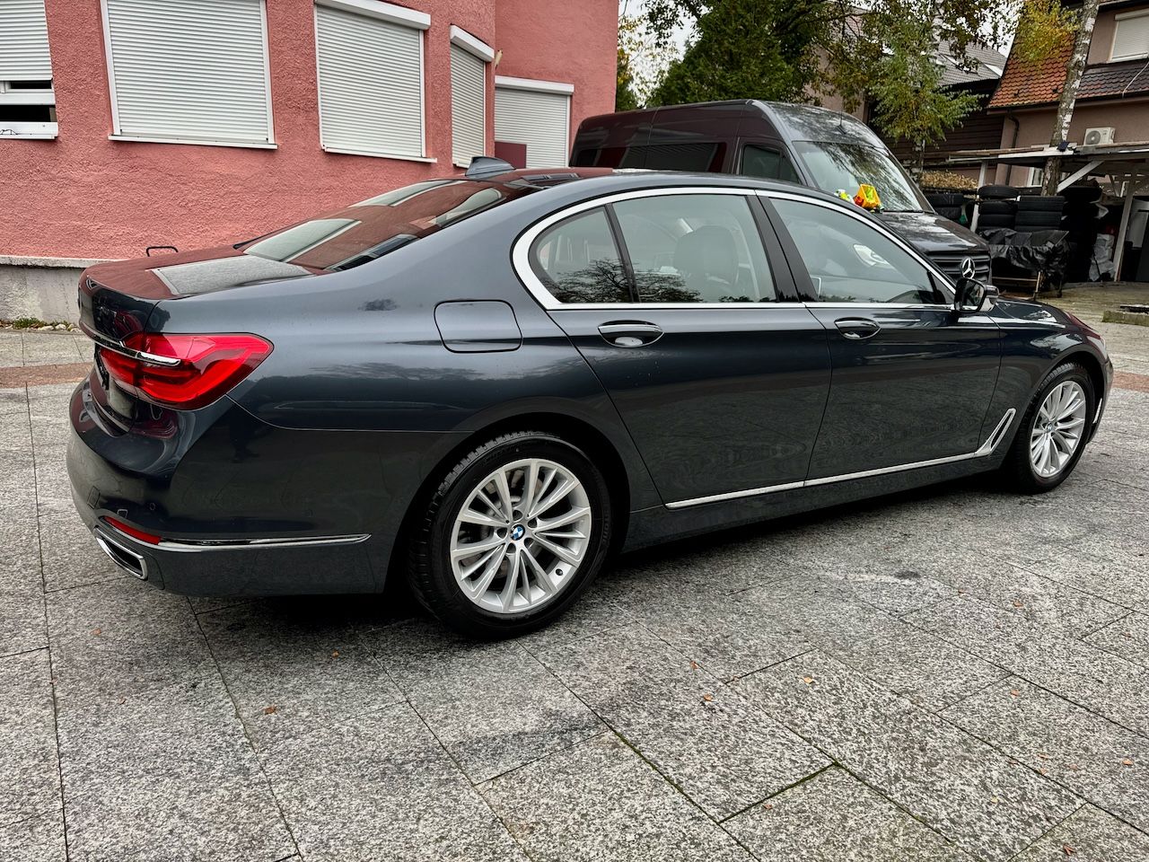 BMW 750i xDrive Individual *Laser*Belüftung*Standhei