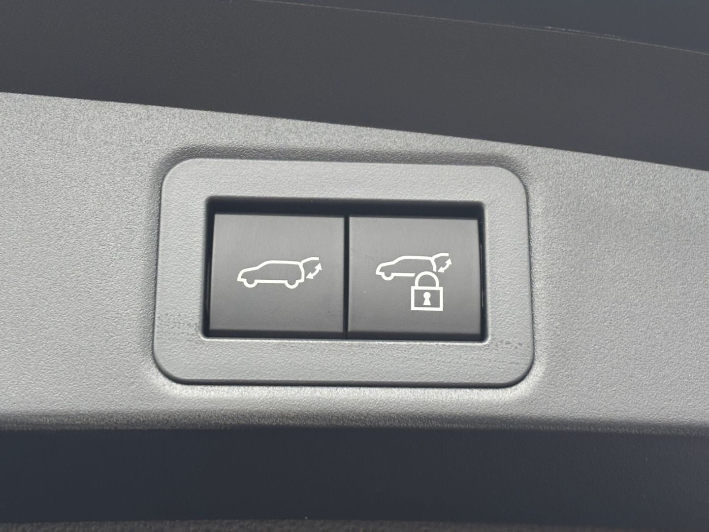 Toyota Corolla 1.8 Hybrid TS Teamp *LED*el Heck*CAM*AHK