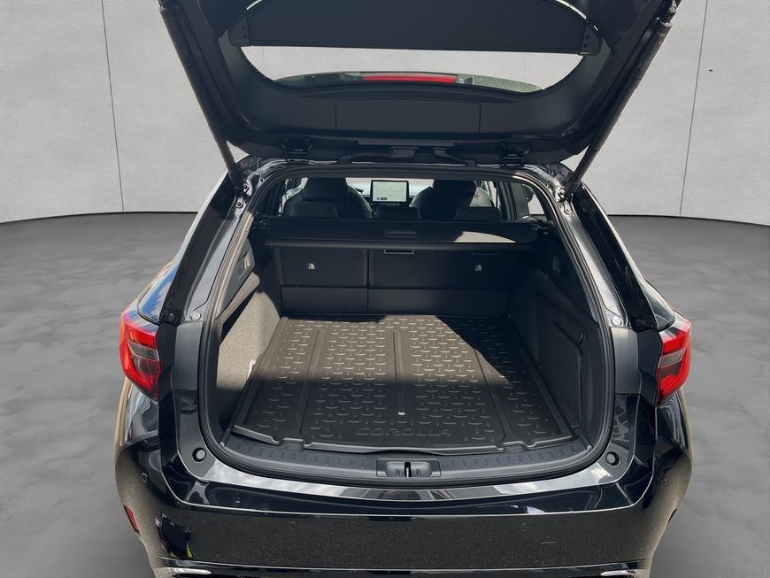 Toyota Corolla 2.0 Hybrid Touring Sports Teamplayer