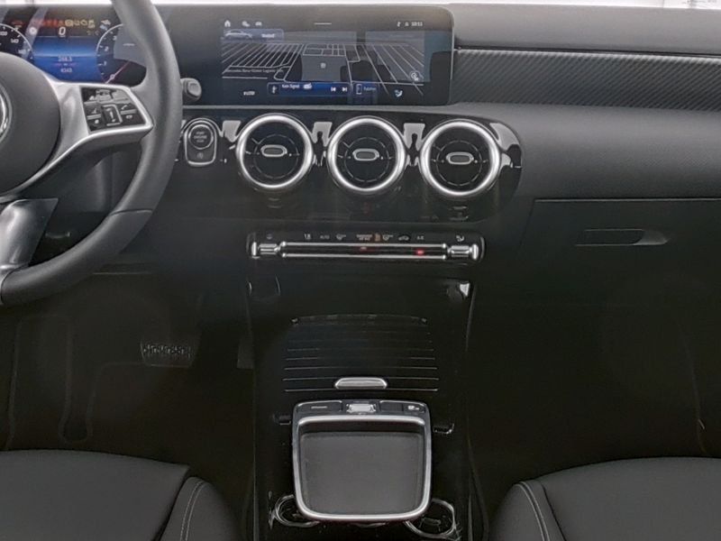 Mercedes-Benz A 180 Progressive - Samsaru's Car Outlet
