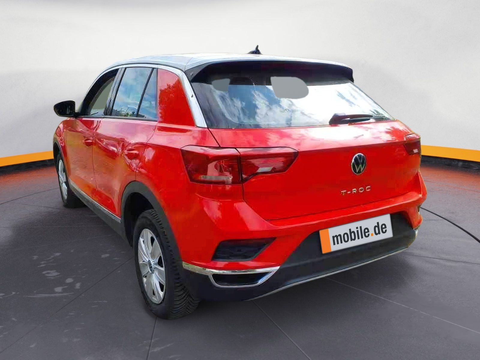 Volkswagen T-Roc 1.0 TSI Style - Samsaru's Car Outlet