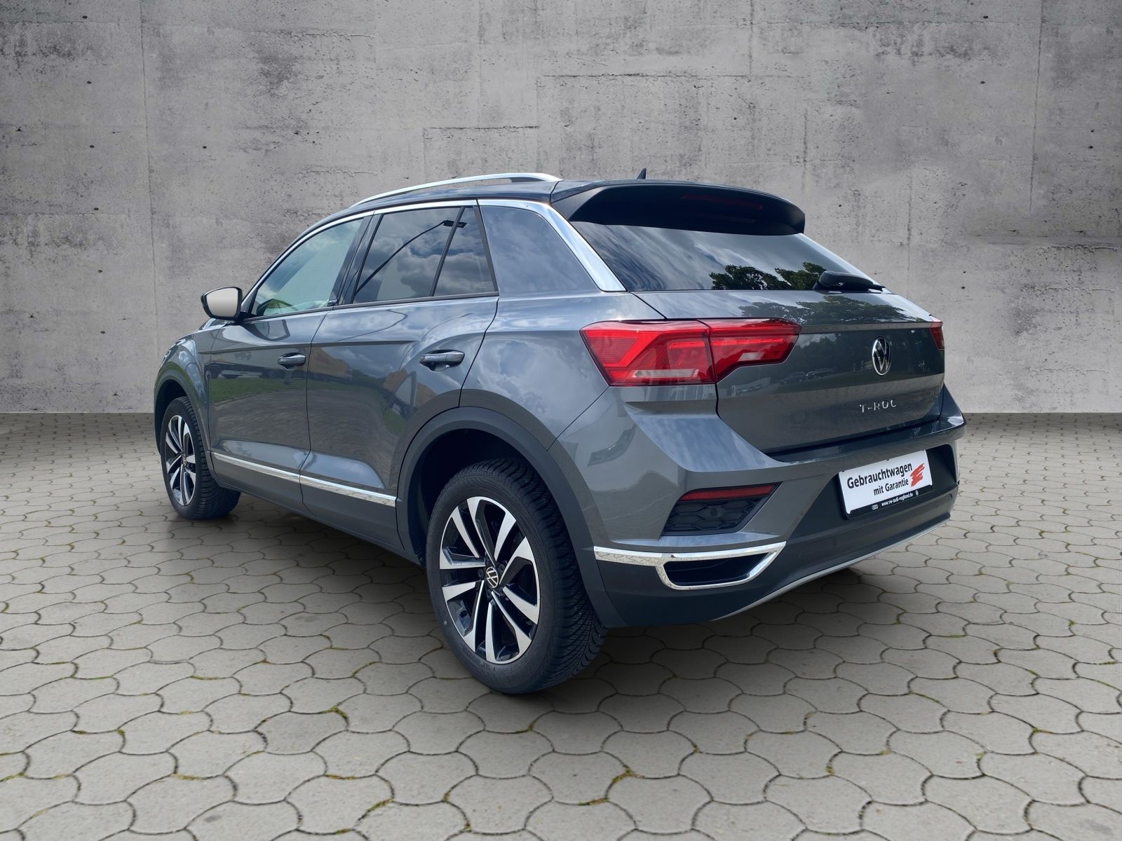 Volkswagen T-Roc United 1.5TSI DSG - Samsaru's Car Outlet