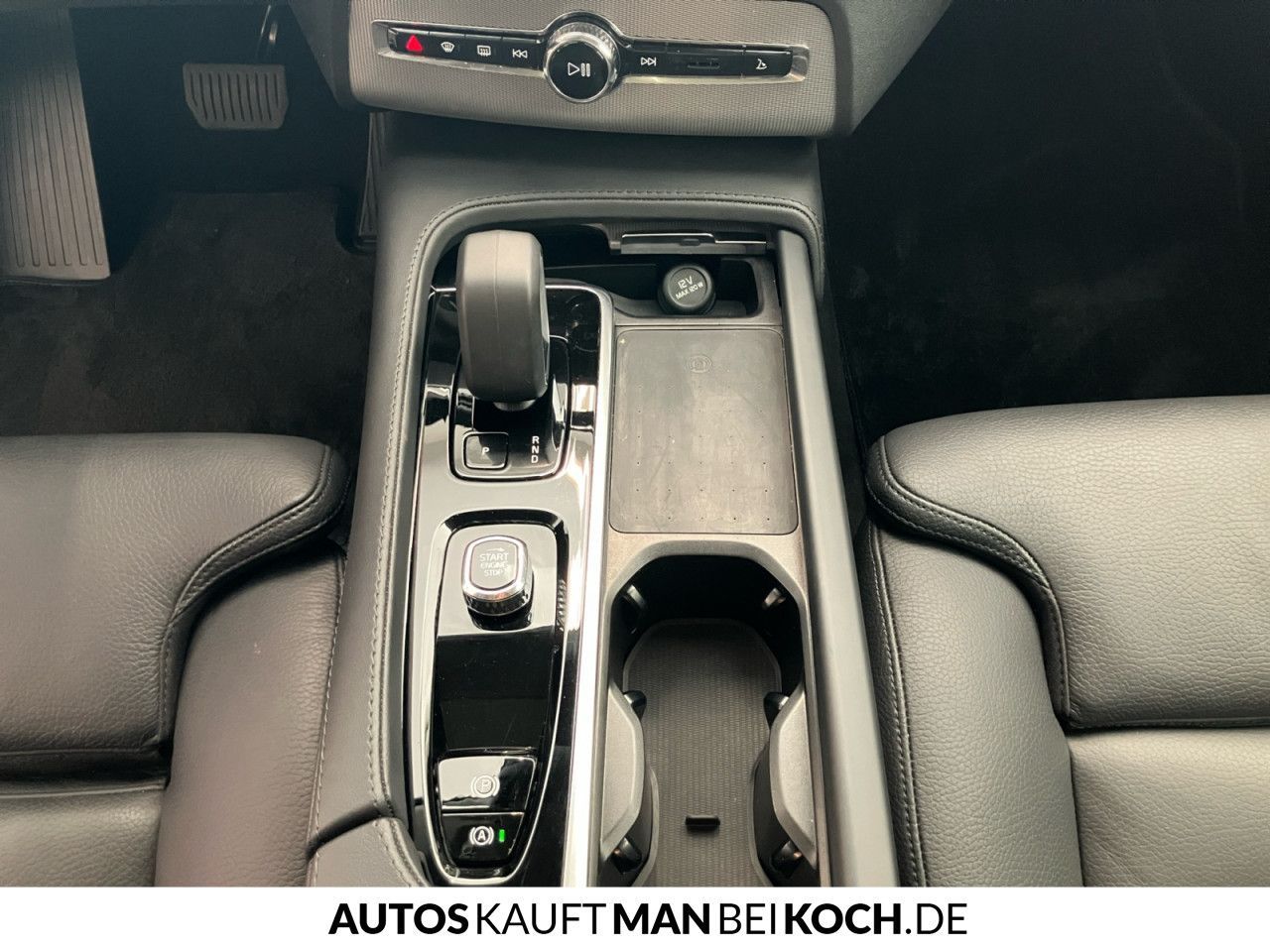 Volvo XC90 B5 D AWD Plus Bright PANO AHK STDH ACC BLIS