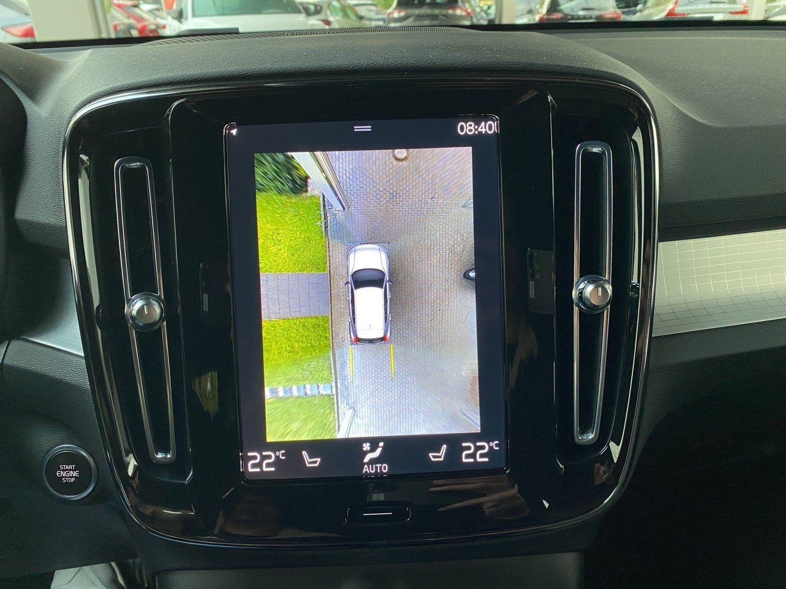 Volvo XC40 Twin Engine Plus Dark AHK