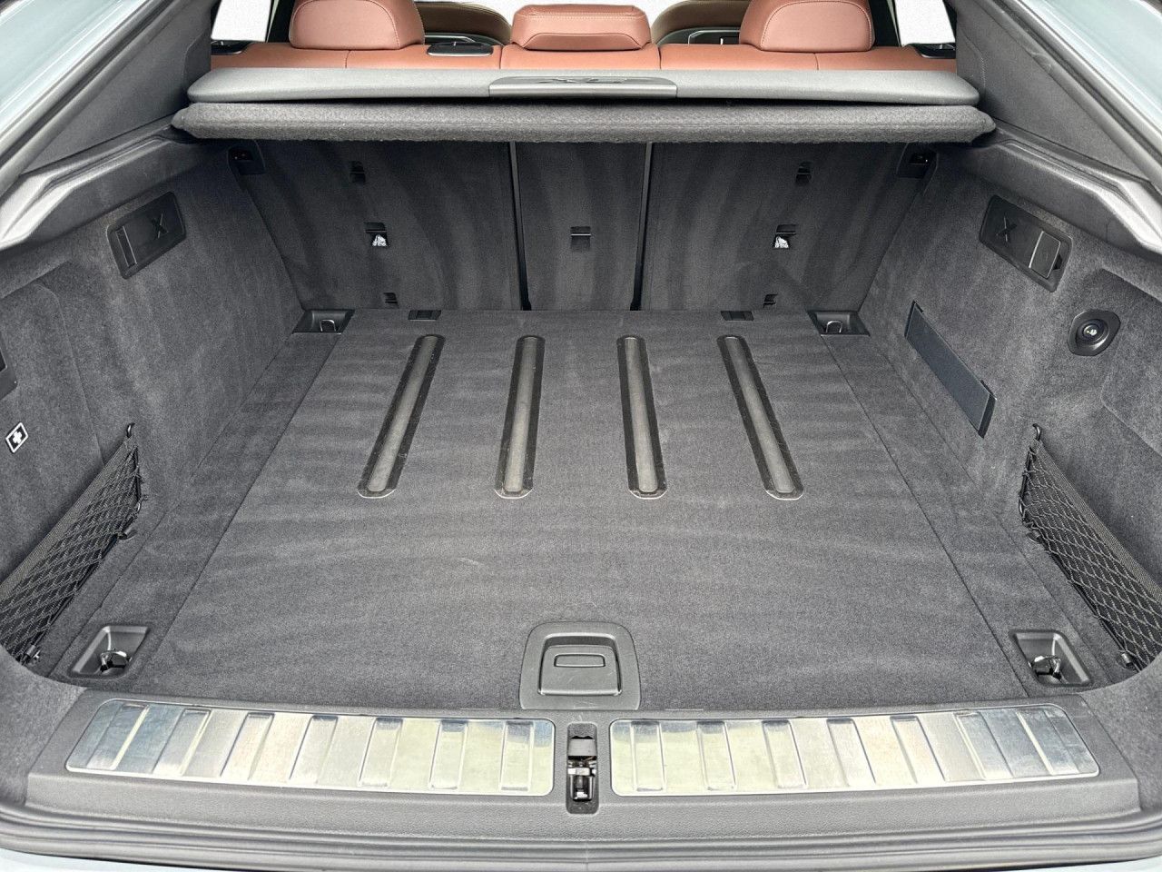 BMW X6 xDr 40d M SPORT PRO Pano,AHK,StHzg,KomSi,H/K