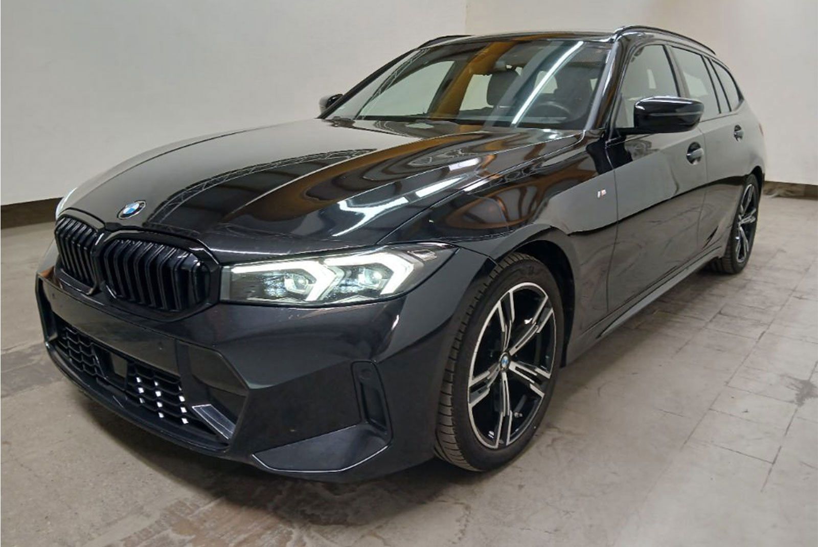 BMW 320d xDrive M Sport - Samsaru's Car Outlet