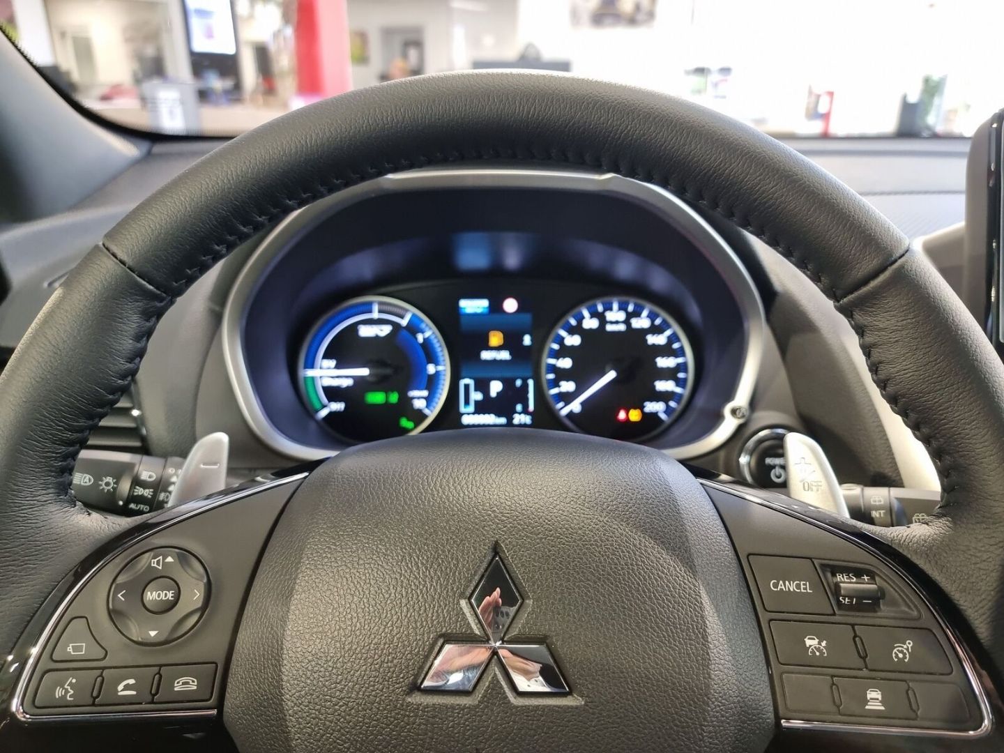 Mitsubishi Eclipse Cross Plug-In Hybrid Select Navi Sitzh.