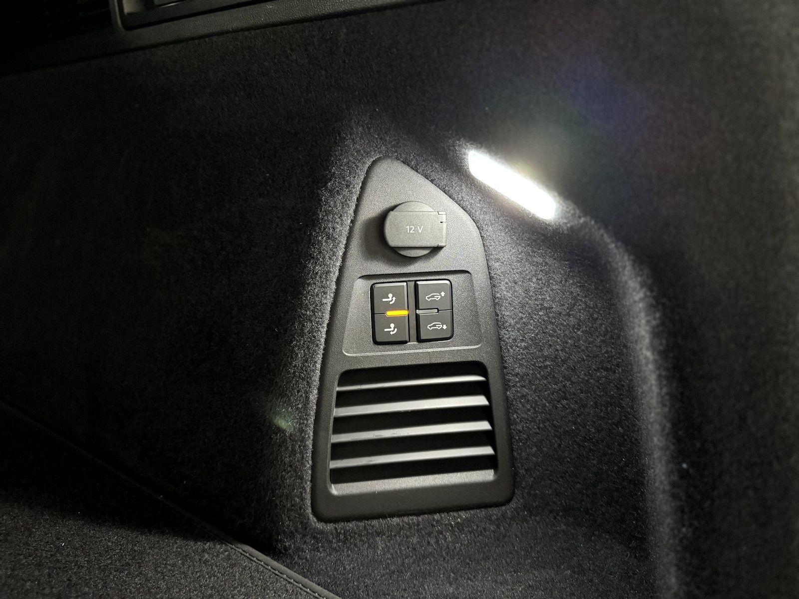 Volkswagen Touareg 3.0 TSI eHybrid 4Motion*IQ*Pano*AHK*HUD*