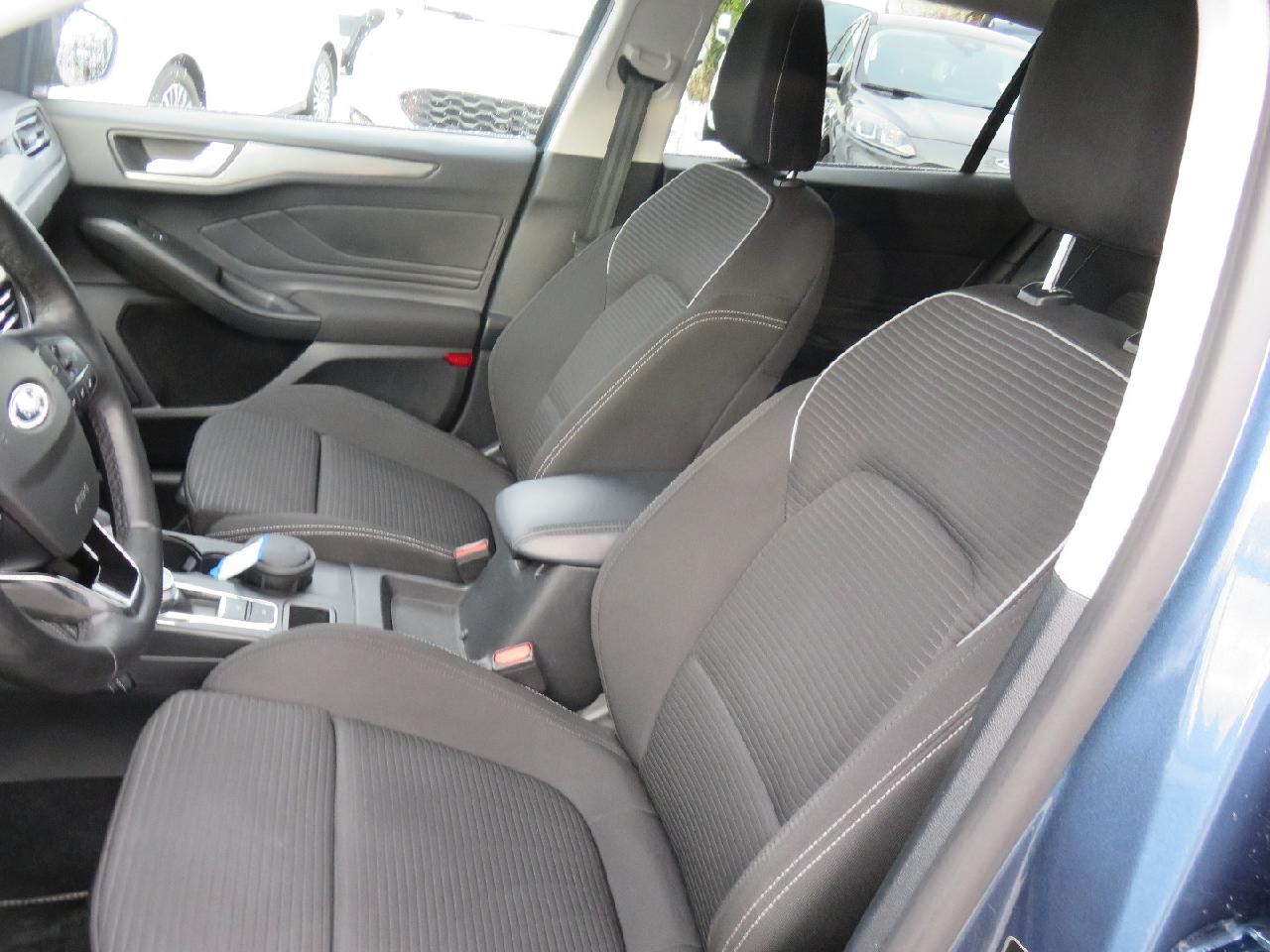 Ford Focus Turnier Titanium X,HUD,Allwetterreifen,