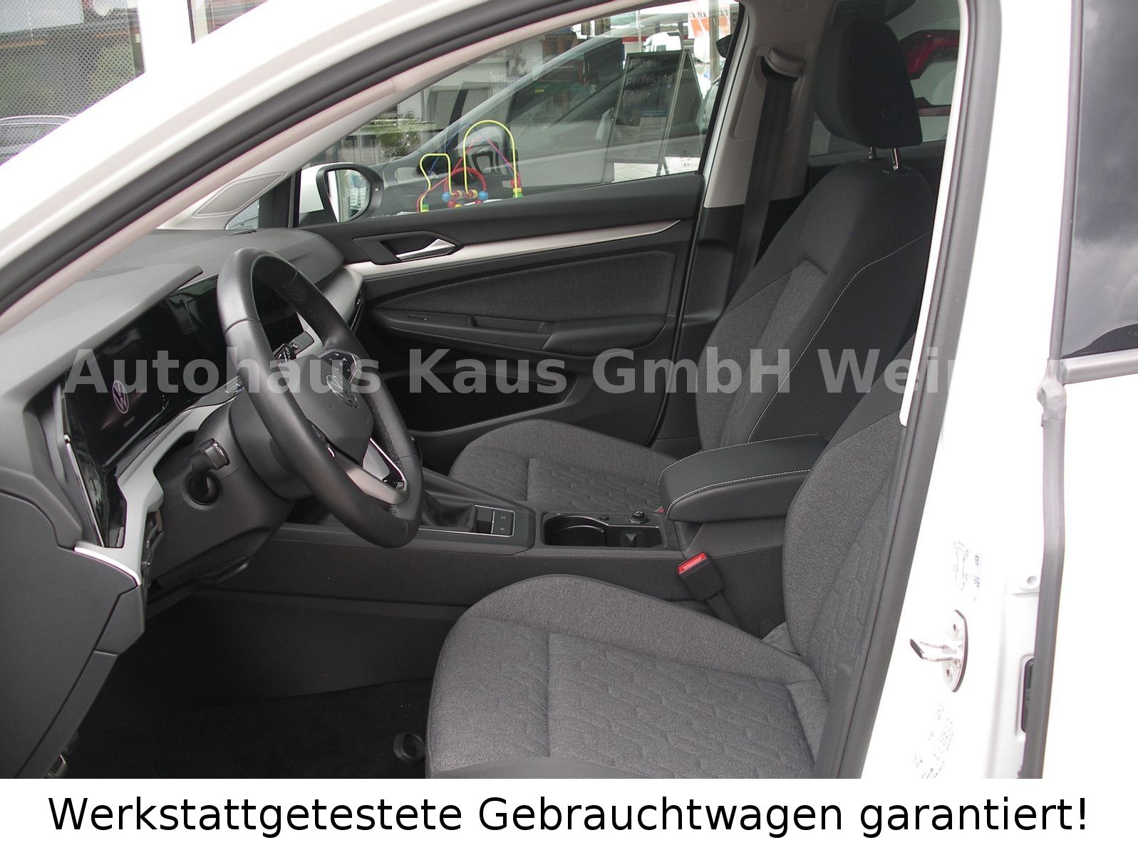 Volkswagen Golf VIII Move - Samsaru's Car Outlet