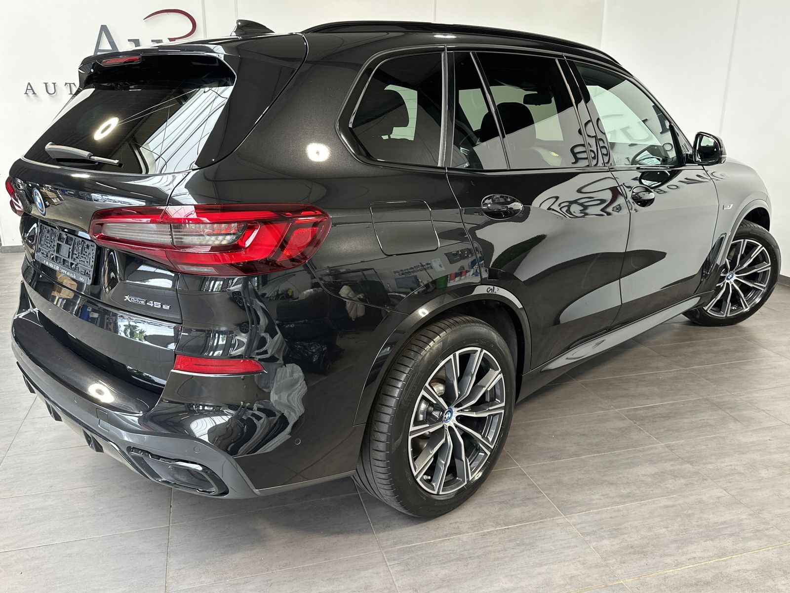 BMW X5 xDrive45e M-Sport NAV+LASER+AHK+PANO+360°+ACC