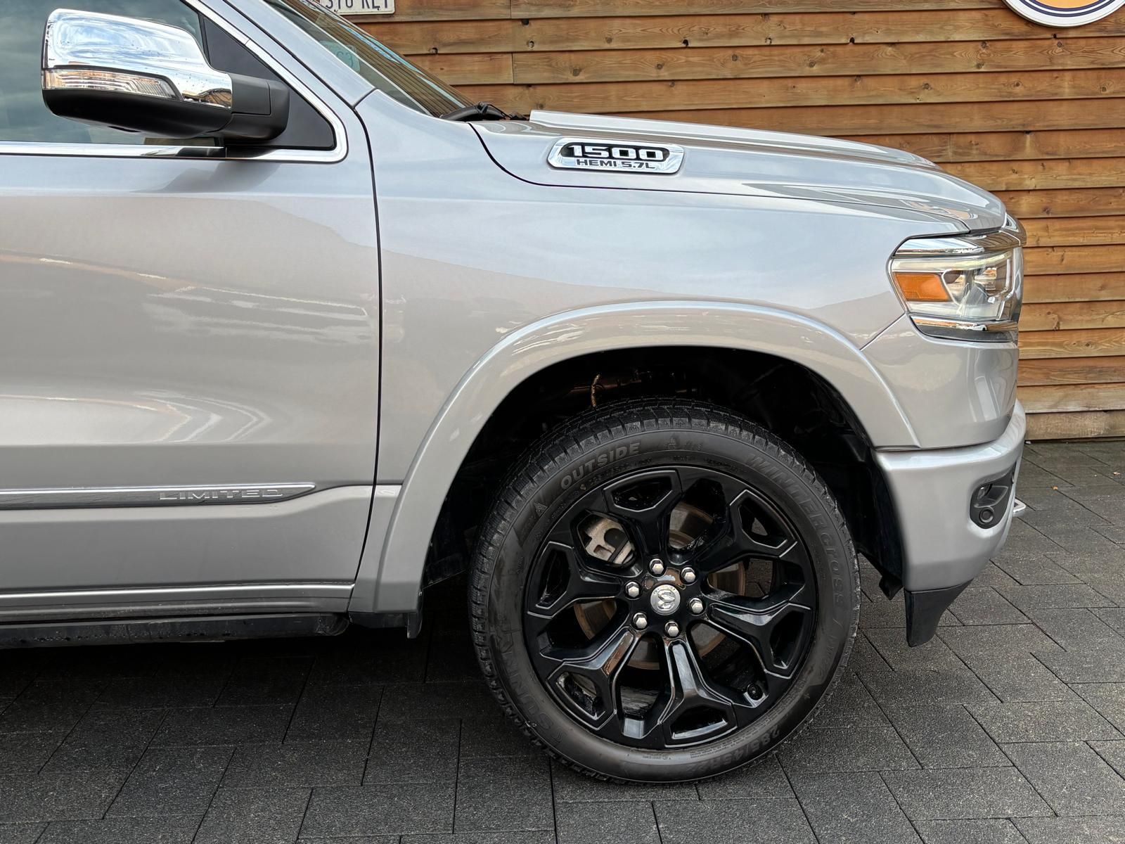 Dodge RAM 1500 5,7 Limited 4x4 LED Pano AHK Memory LPG