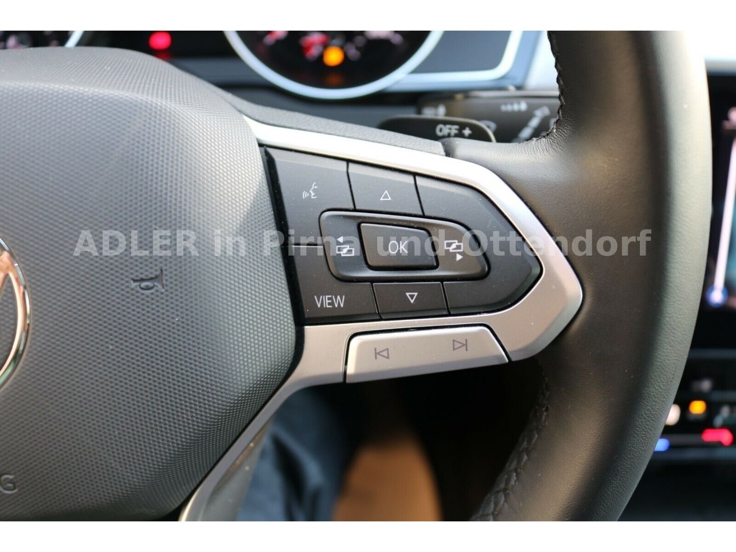 Volkswagen Passat 2.0 TDI DSG - Samsaru's Car Outlet