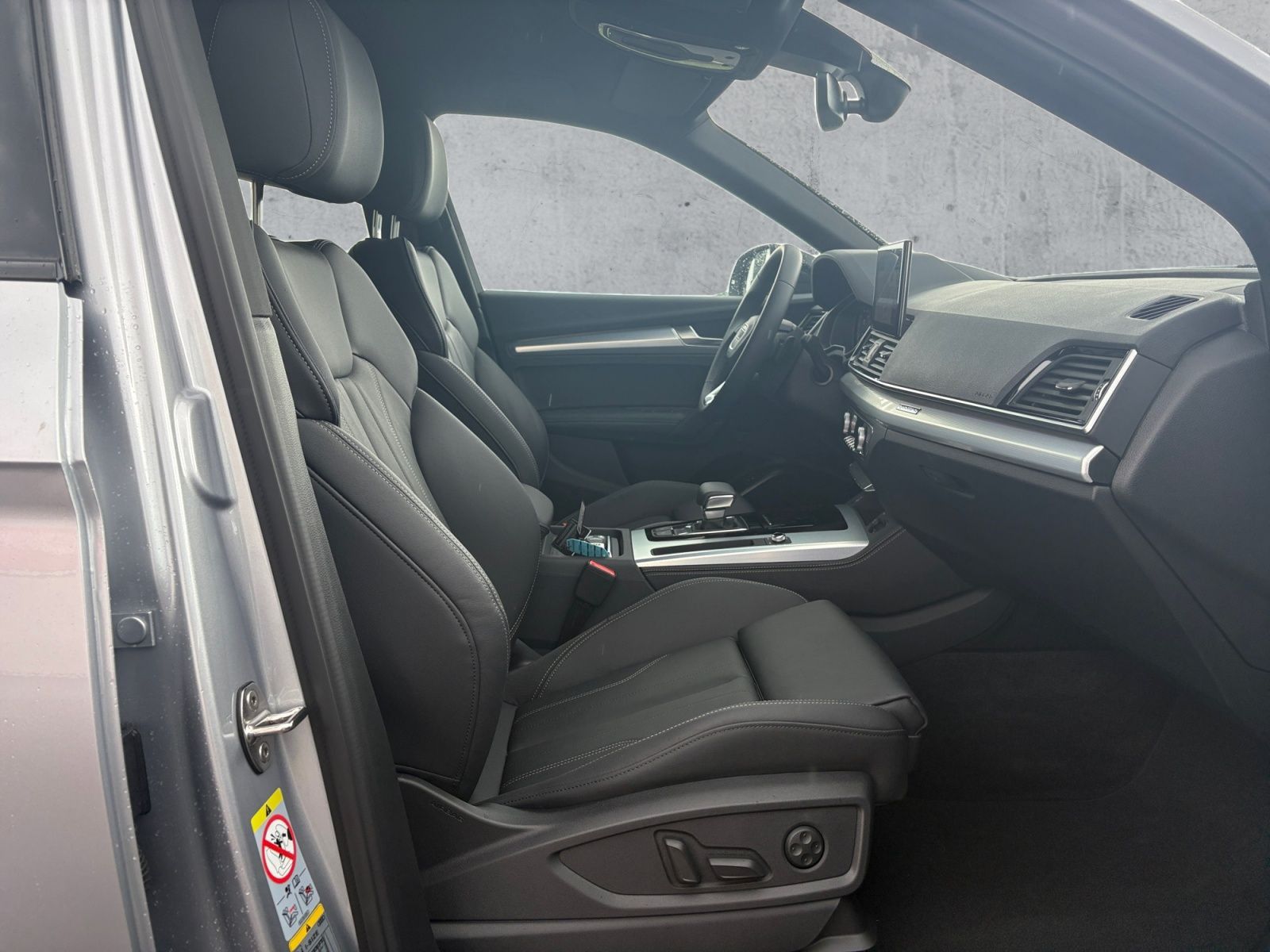 Audi Q5 55 TFSI e QU S-LINE MATRIX+NAVI+RFK+ACC+AHK