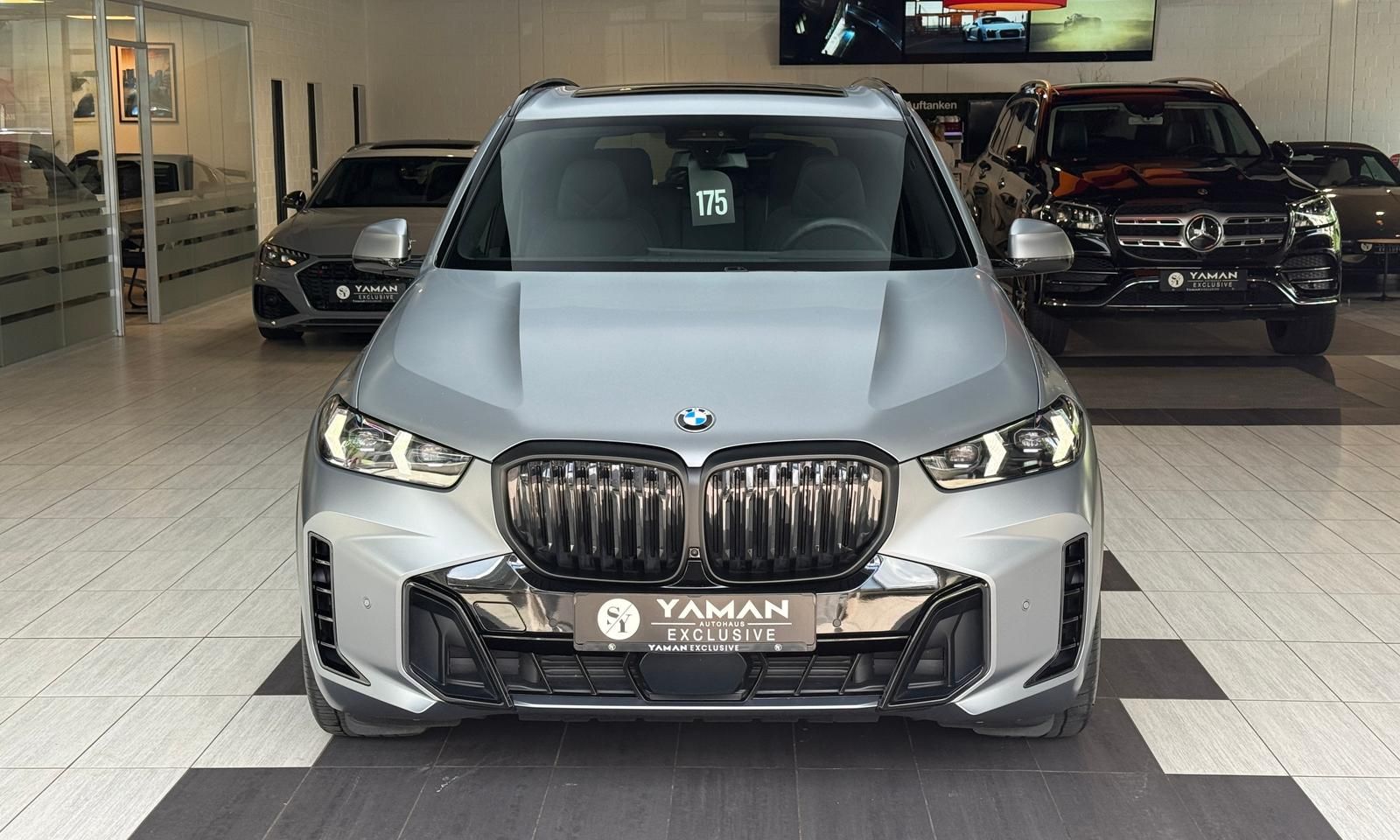 BMW X5 30d xD M Sport*FROZEN*7-Sitz*Pano-SKY*Massage