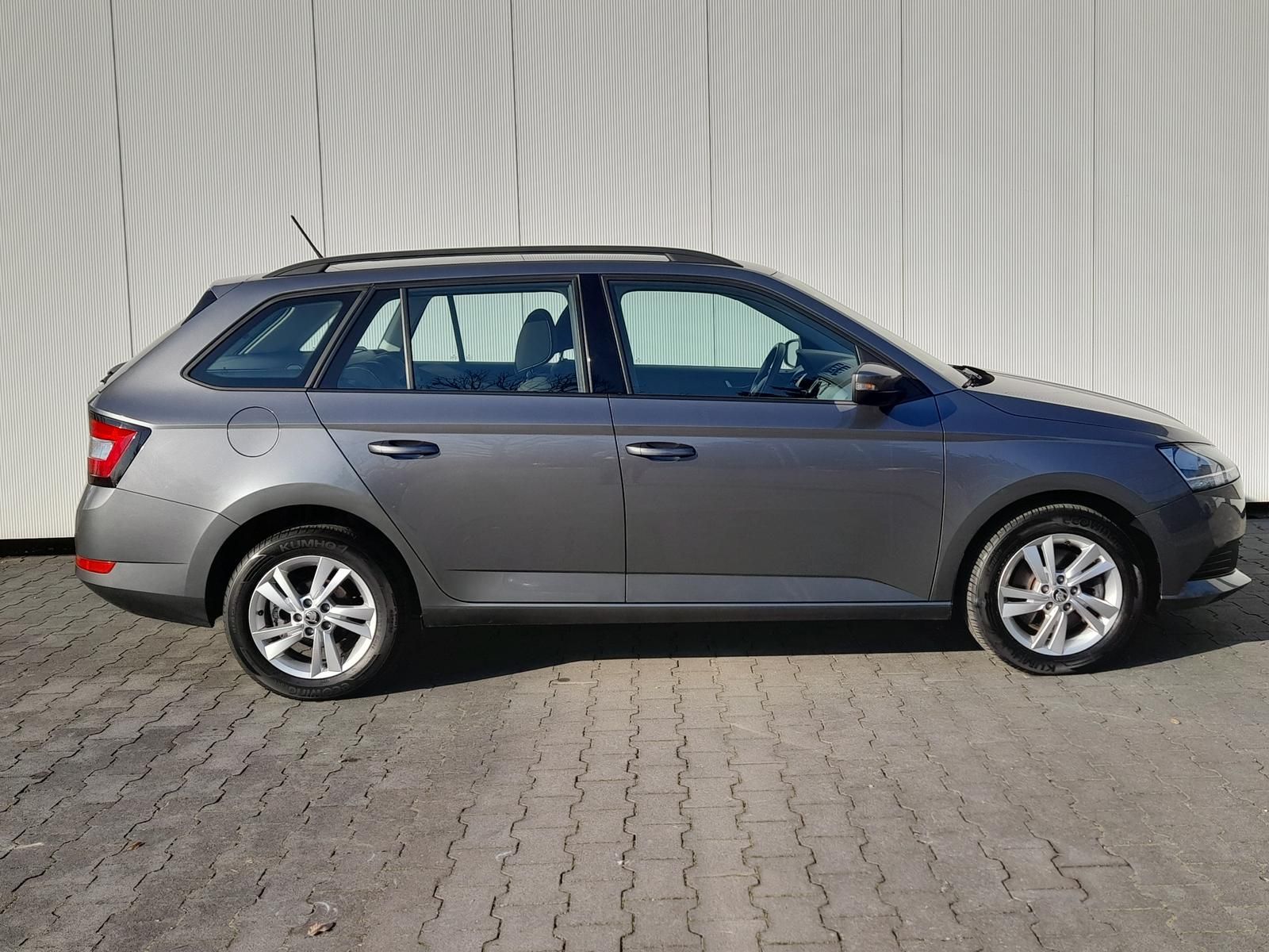 Skoda Fabia Combi Ambition - Samsaru's Car Outlet