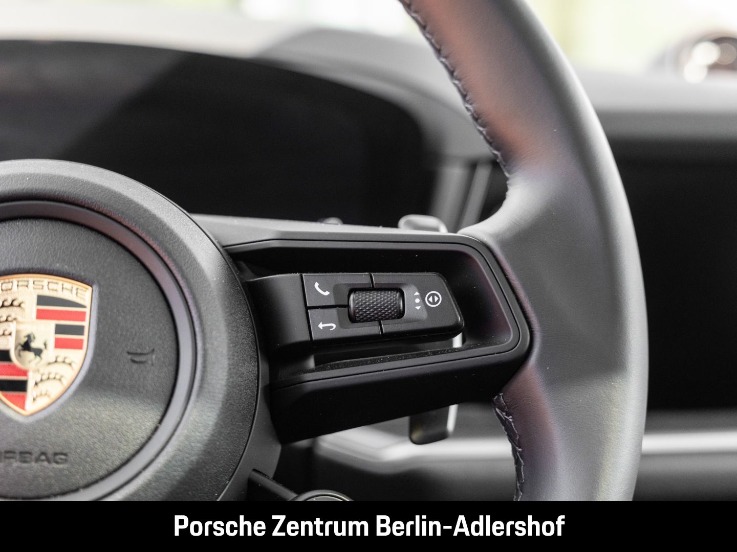 Porsche Cayenne E-Hybrid Coupe Luftfederung Panoramadach