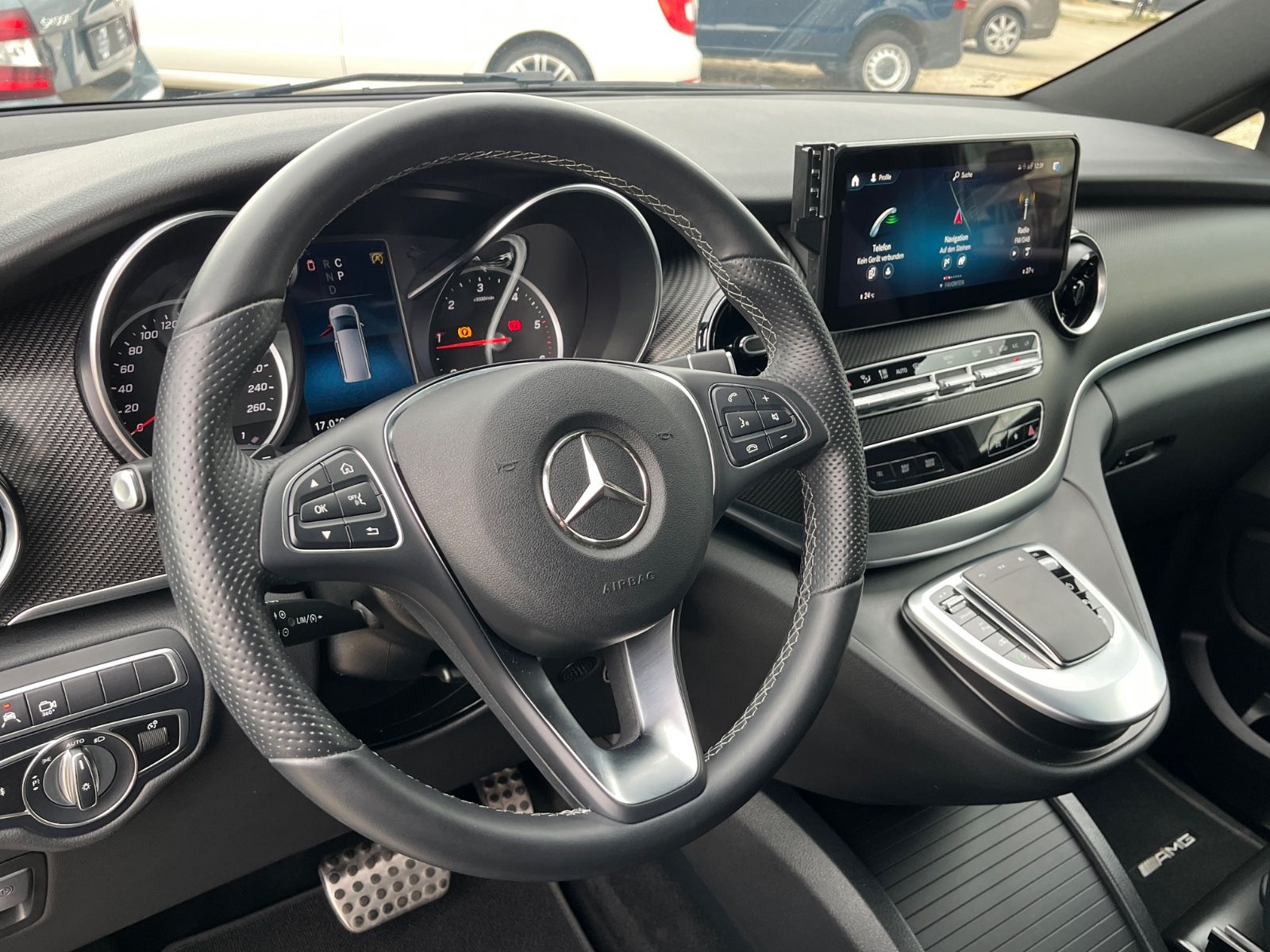 Mercedes-Benz V 300 - Samsaru's Car Outlet