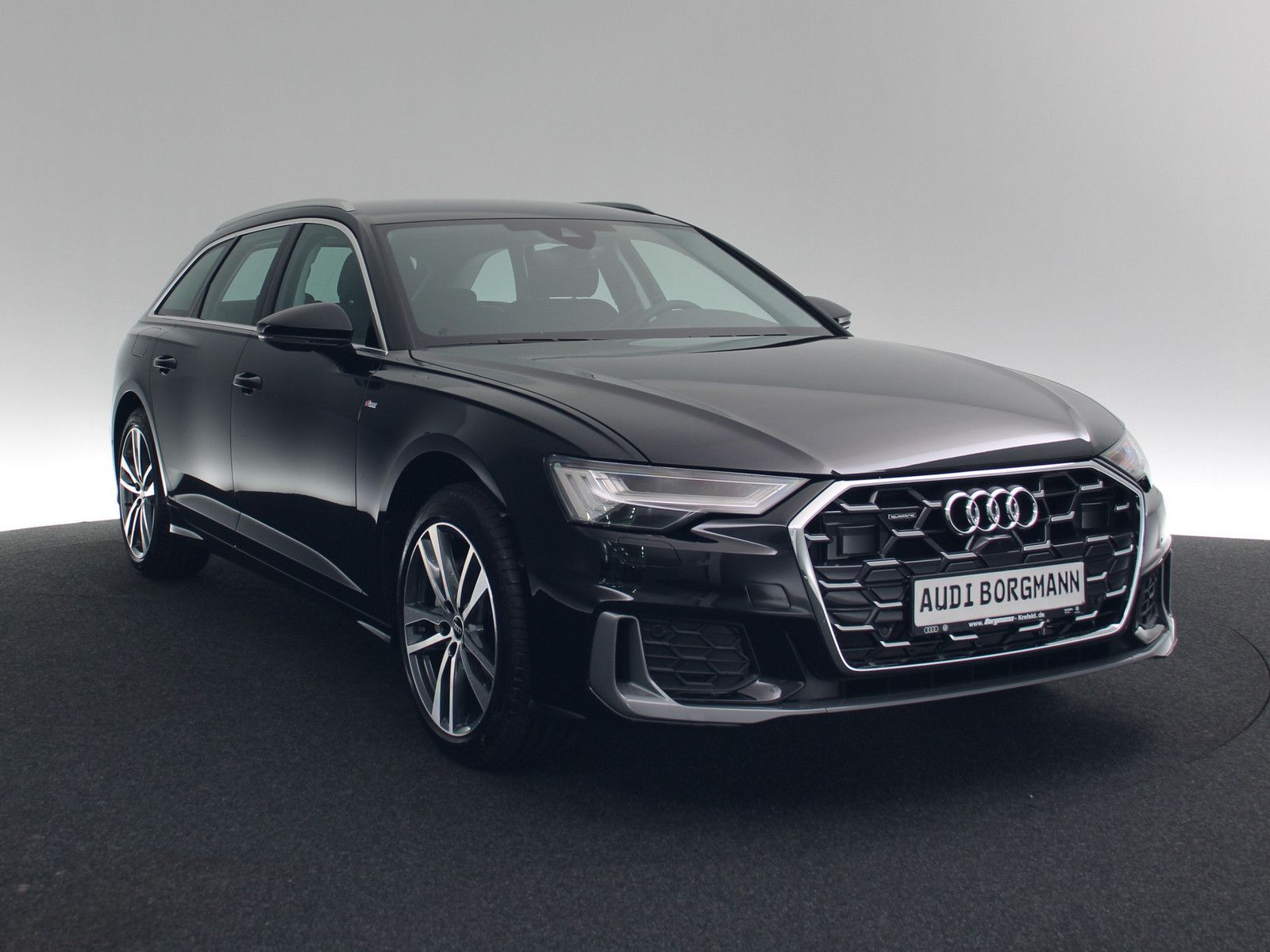 Audi A6 Avant 45 TDI quattro S line - Samsaru's Car Outlet