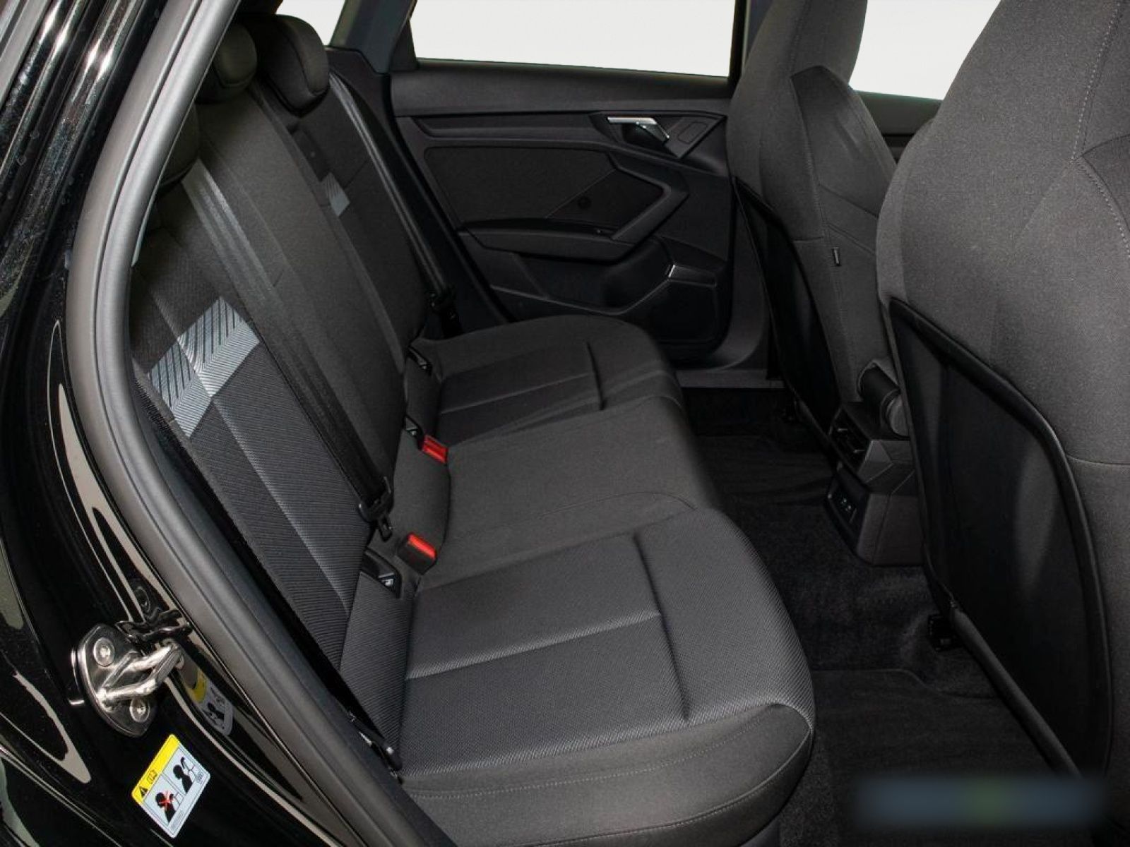 Audi A3 Sportback 45 TFSI e S line S tronic - Samsaru's Car Outlet