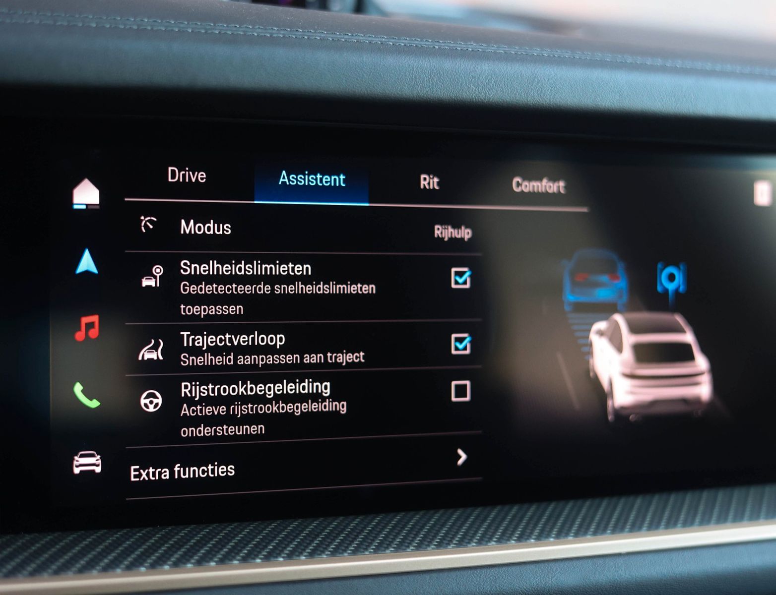 Porsche Cayenne Coupe E-Hybrid *Goodwood Green*
