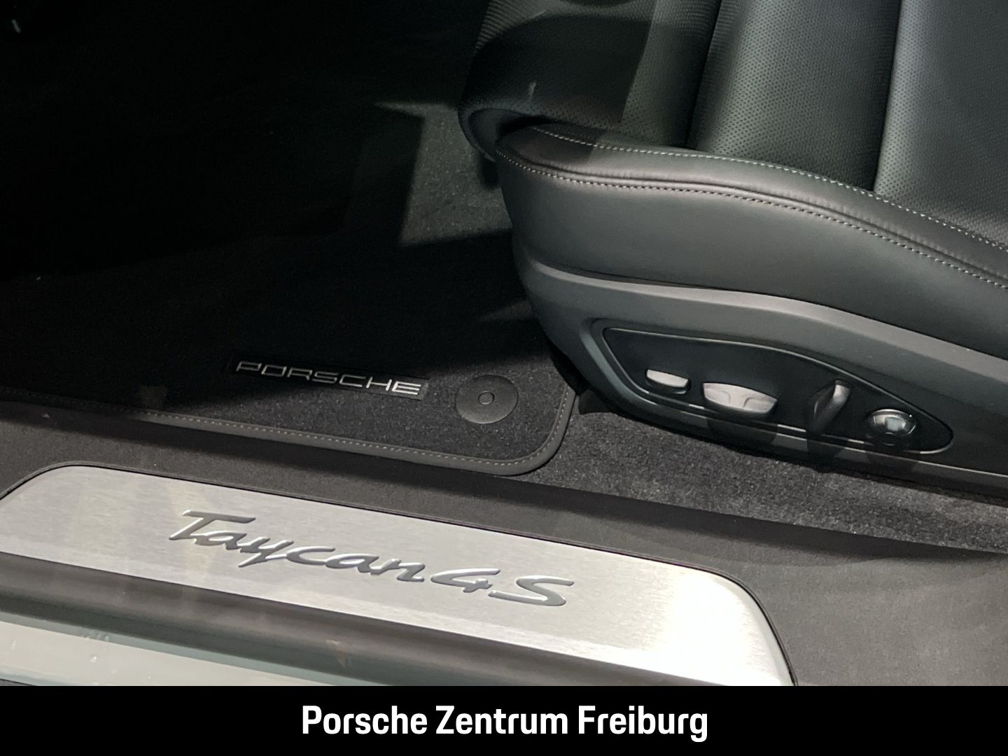 Porsche Taycan 4S Cross Turismo LED-Matrix InnoDrive