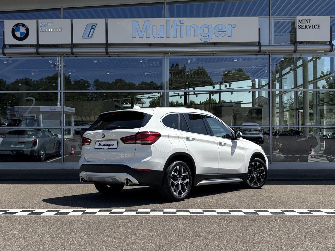 BMW X1 xDrive20d - Samsaru's Car Outlet