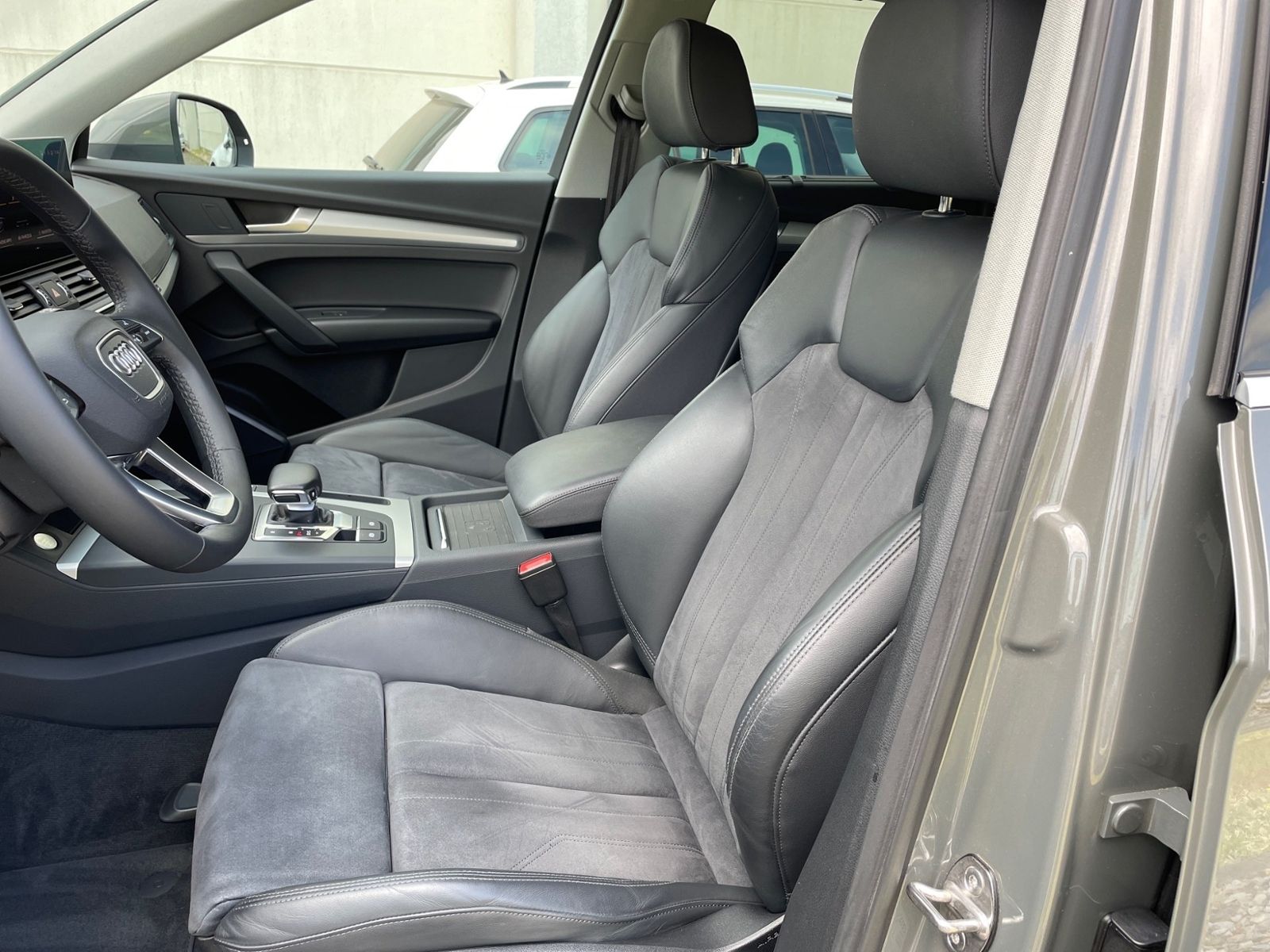 Audi Q5 40 TDI quattro S line KLIMA NAVI LEDER ALU