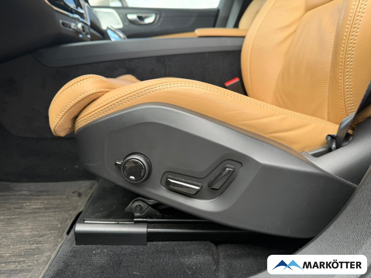 Volvo XC60 T8 AWD Ultimate Bright Recharge AHK/FOUR-C