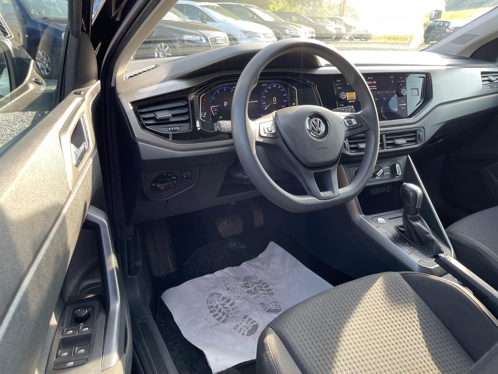 Volkswagen Polo VI 1.0 TSI Comfortline - Samsaru's Car Outlet