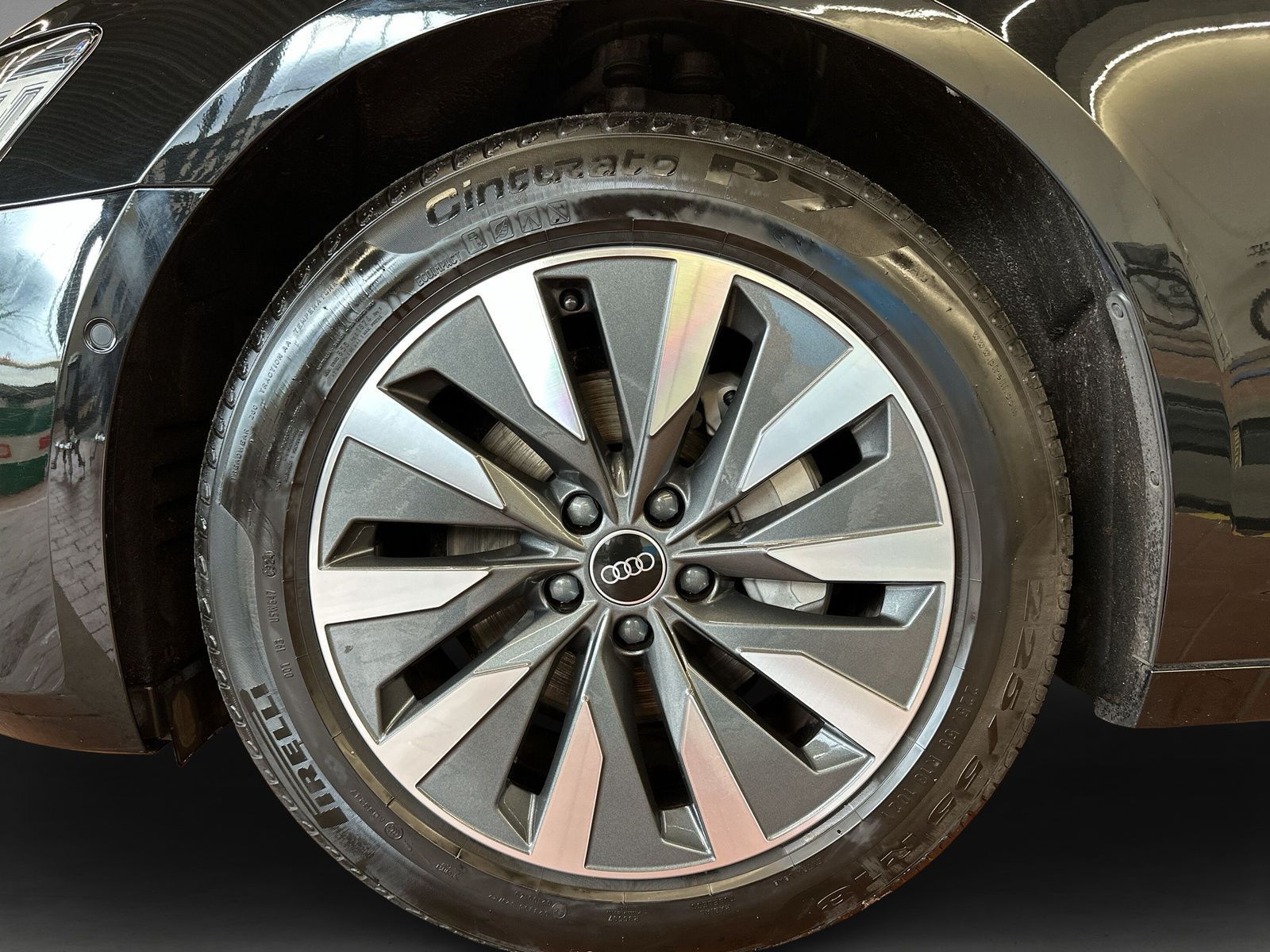 Audi A6 Avant 40 TDI Sport - Samsaru's Car Outlet