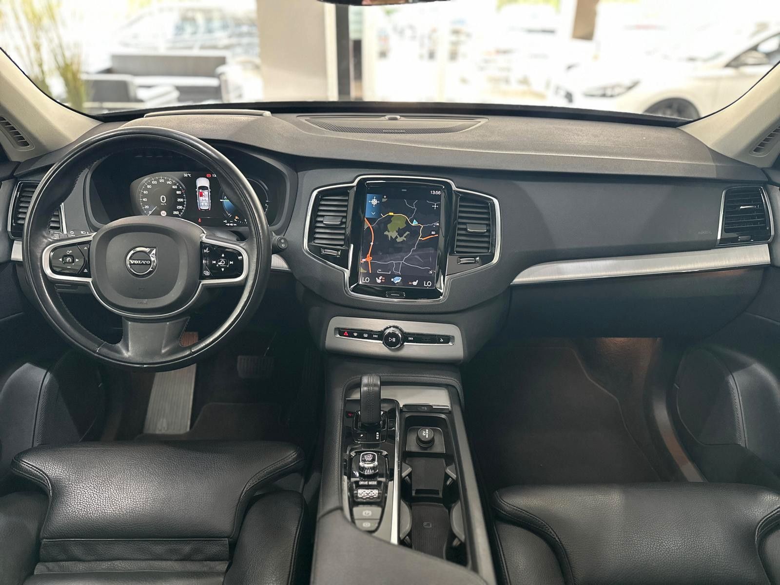 Volvo XC90 T8 Plug-In Hybrid - Samsaru's Car Outlet