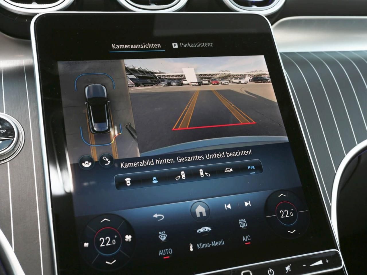 Mercedes-Benz GLC 220 d 4MATIC AMG Navi Panorama AHK Memory
