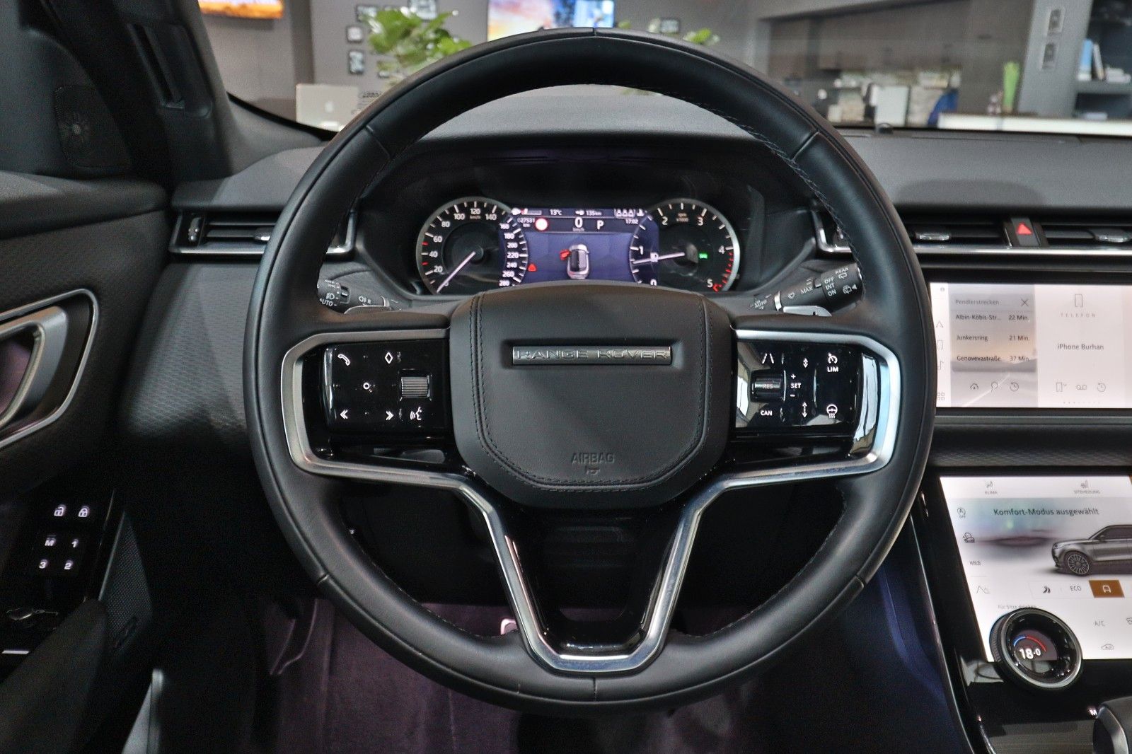 Range Rover Velar 300 R-Dynamic SE - Samsaru's Car Outlet