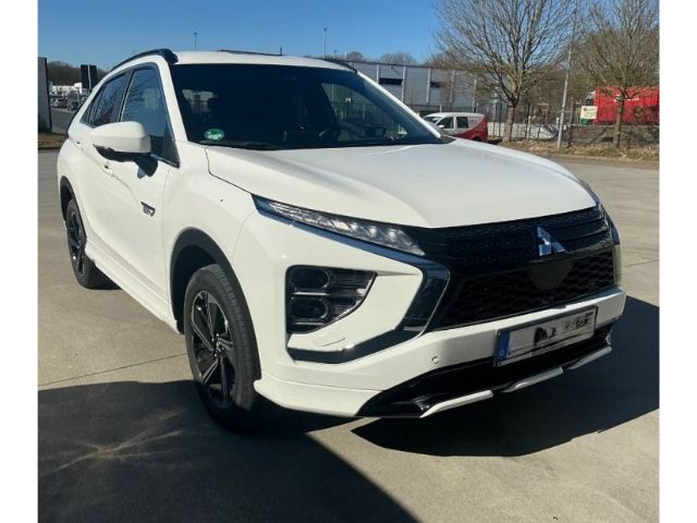 Mitsubishi Eclipse Cross Plus Select Black Hybrid 4WD 2.4 M
