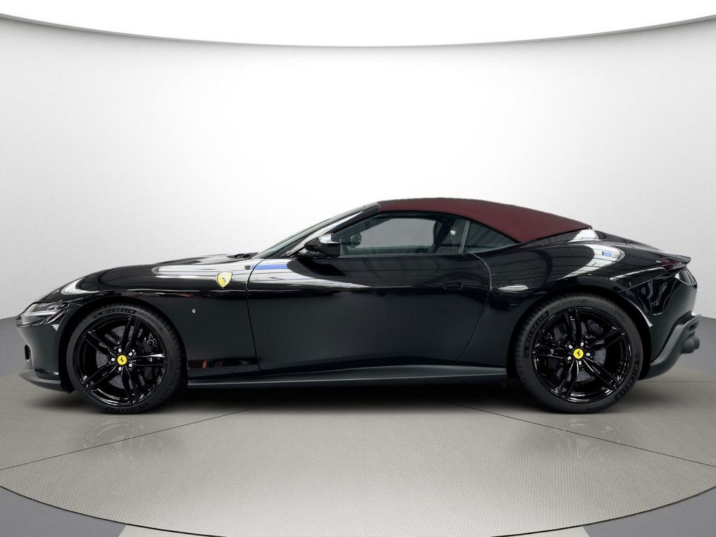 Ferrari Roma Spider - Samsaru's Car Outlet