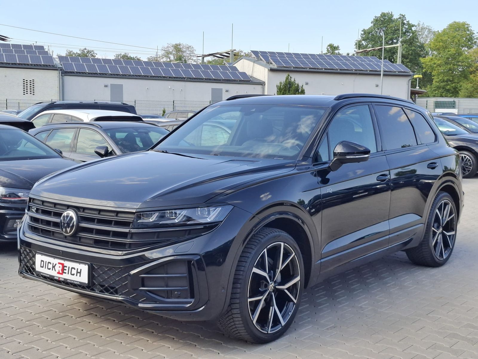 Volkswagen Touareg 3.0TDI 4M R-Line VOLL Black 22" UPE 114T