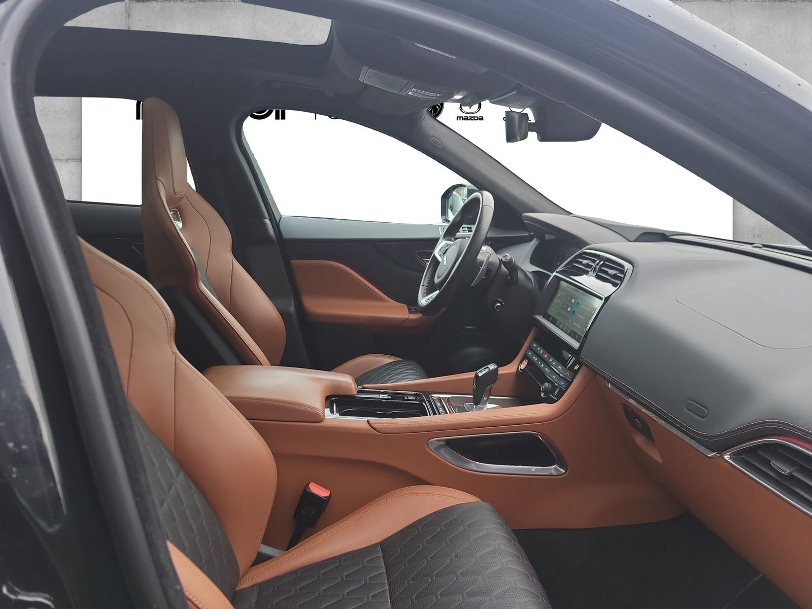 Jaguar F-Pace SVR 4WD Head-Up DAB LED WLAN RFK AHK PDC