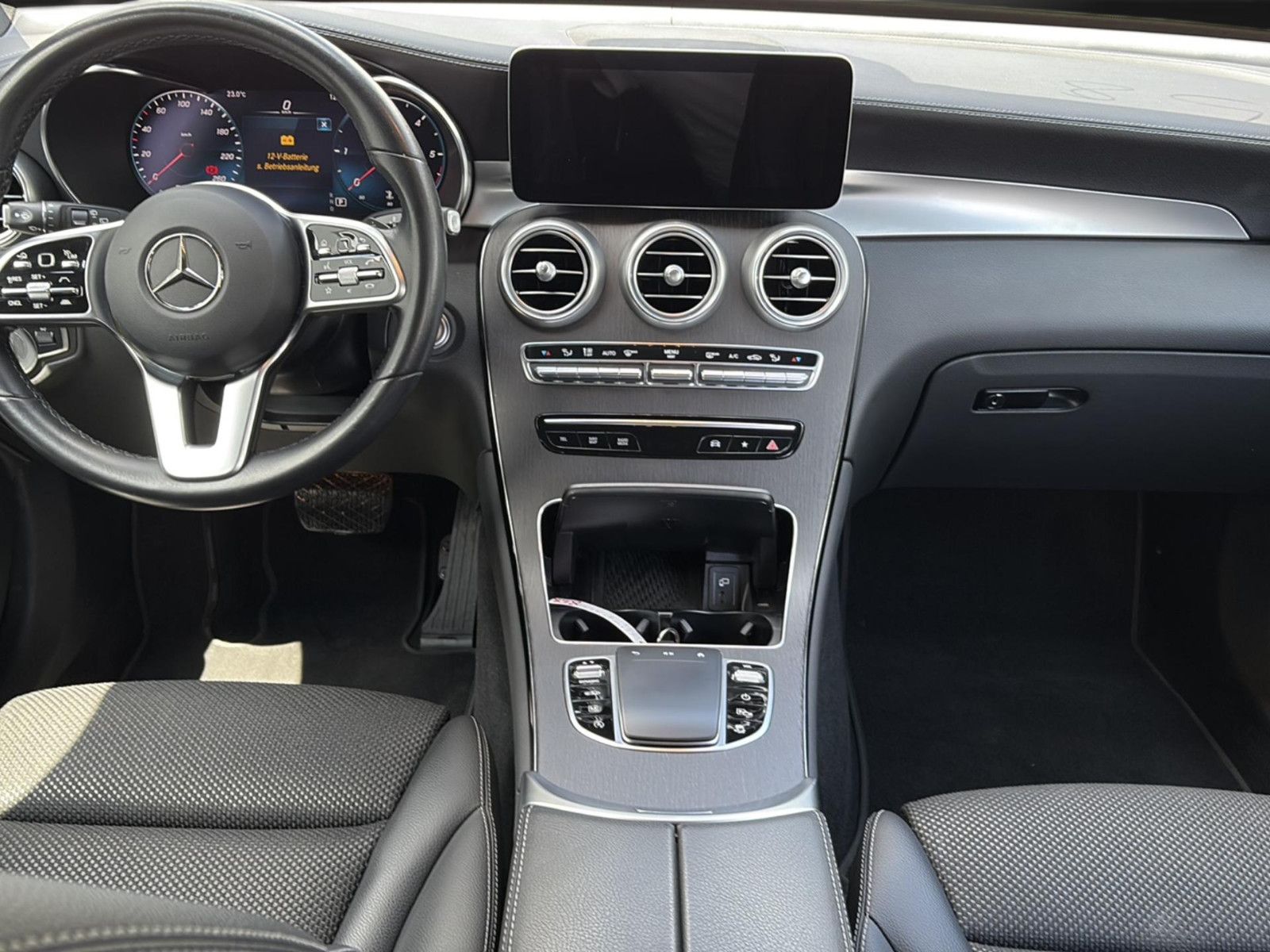 Mercedes-Benz GLC 300 d AMG 19*HUD*Distro*360*Lufteder*Mubeam*