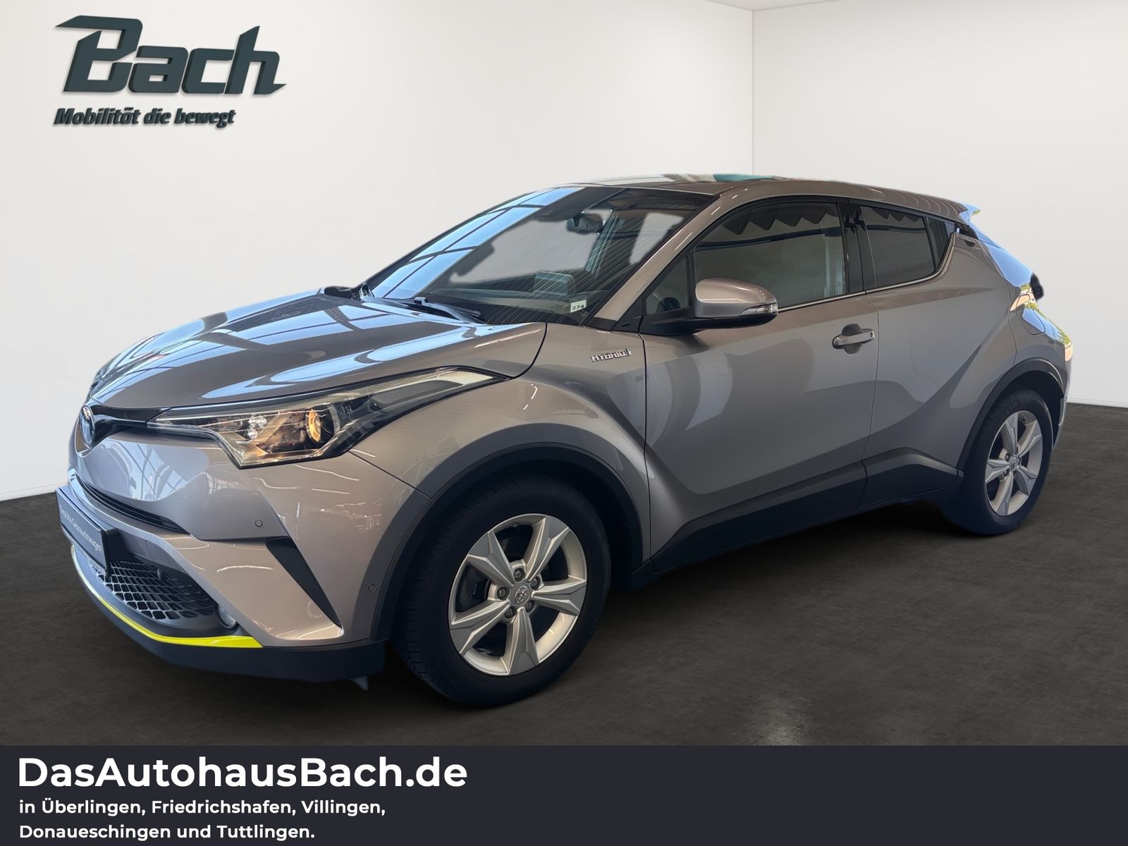 Toyota C-HR Hybrid Club - Samsaru's Car Outlet
