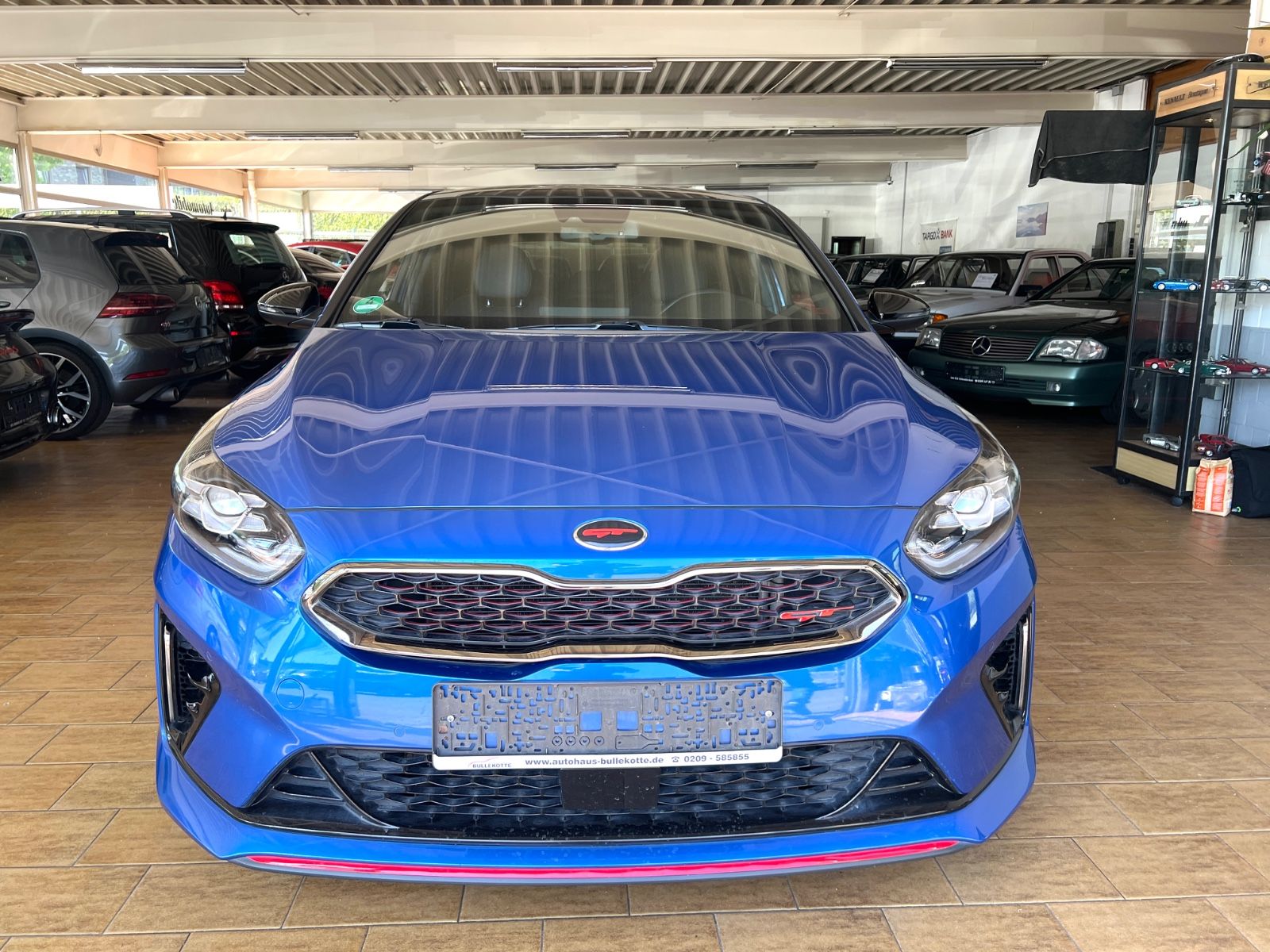 Kia cee'd GT - Samsaru's Car Outlet