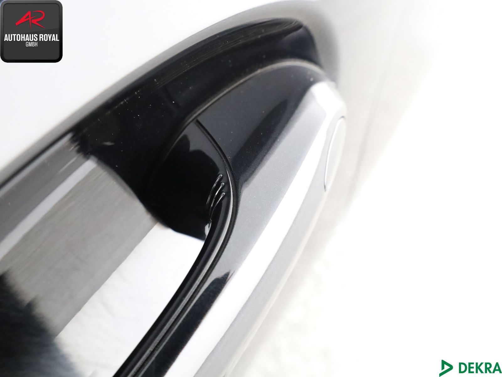 BMW 330 e - Samsaru's Car Outlet